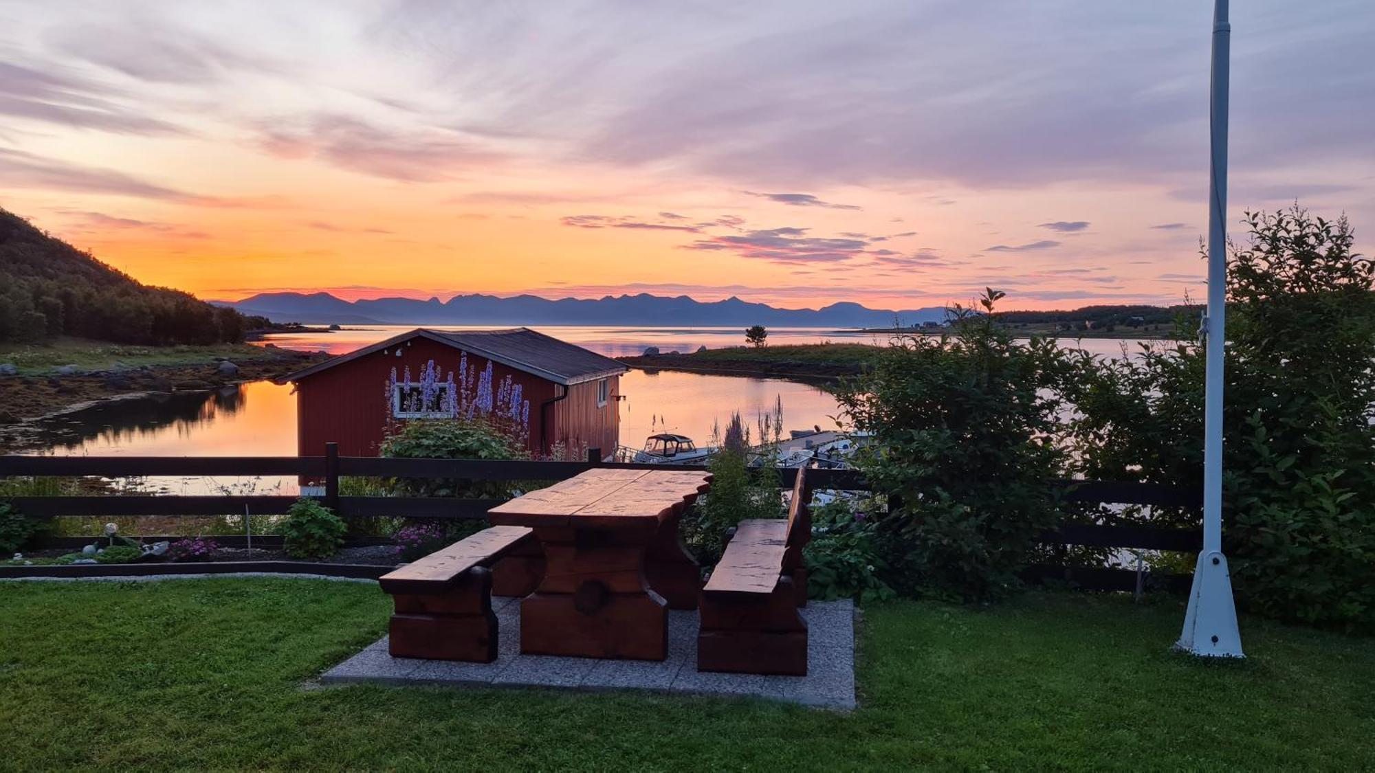 Prima Lofoten Myrland 外观 照片