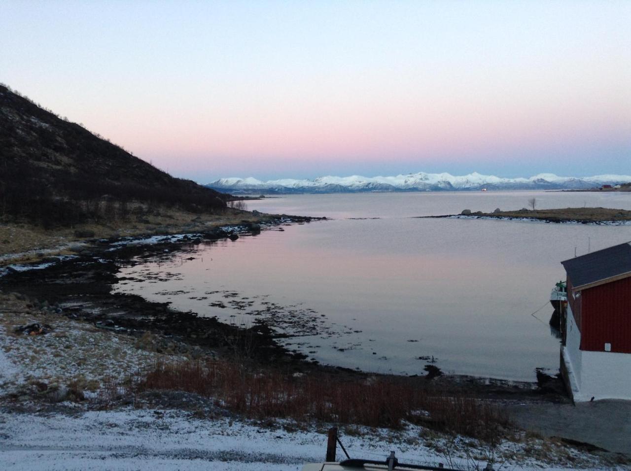 Prima Lofoten Myrland 外观 照片